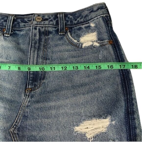 ABERCROMBIE & FITCH ZOE NATURAL RISE VINTAGE A LINE‎ DISTRESSED DENIM MINI SKIRT - Picture 4 of 12